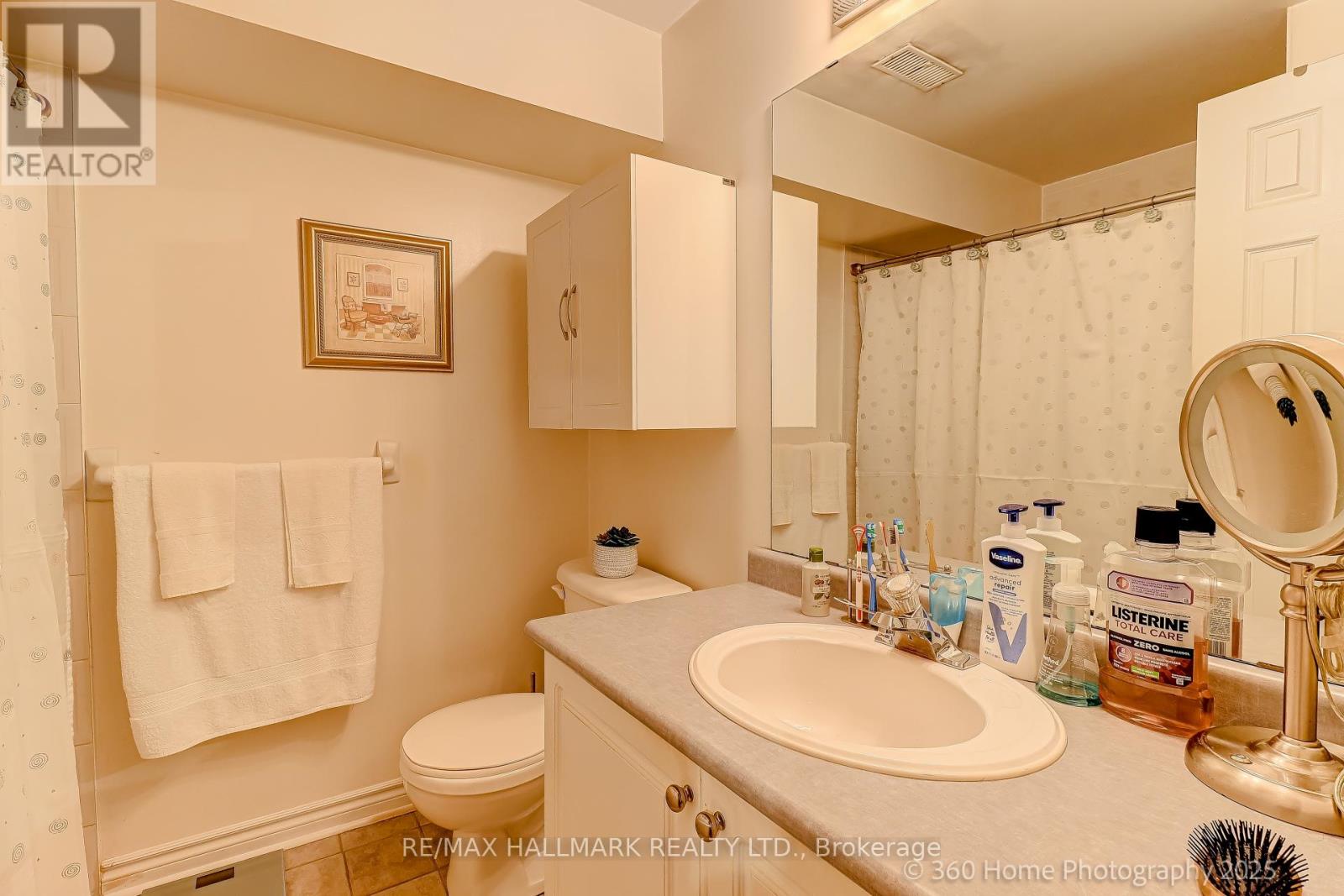 Photo 19 of 188 Rankin Crescent, Toronto ON