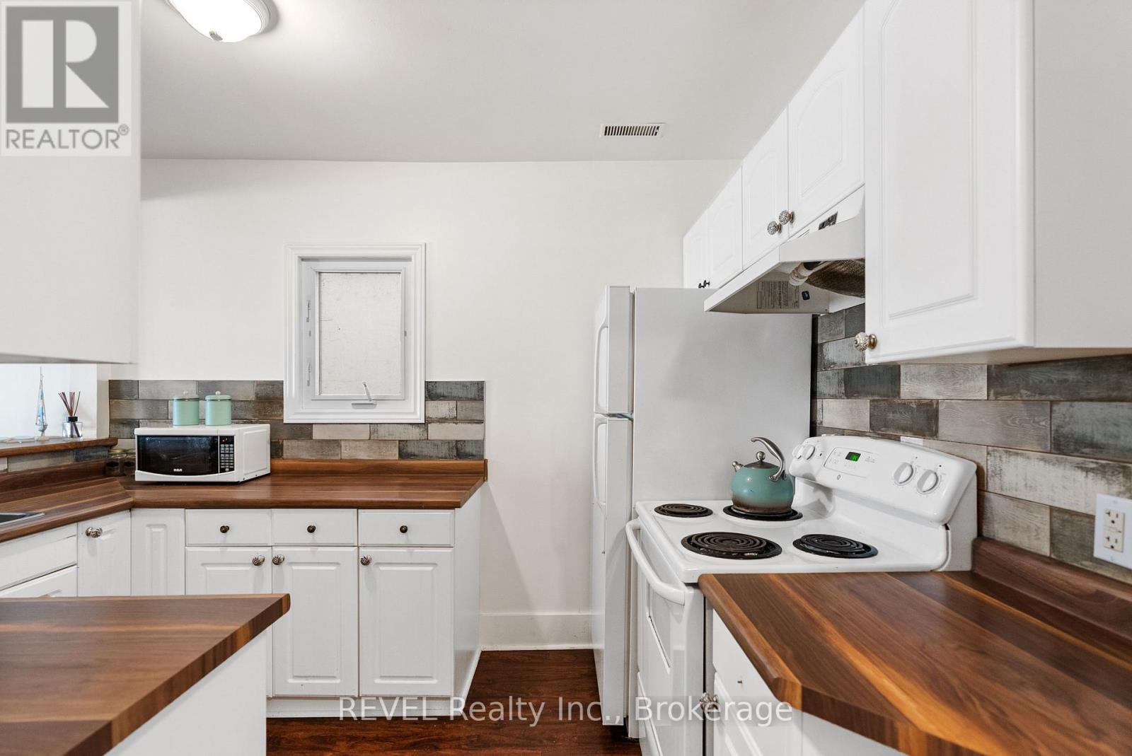 Photo 16 of 3819 Terrace Lane, Fort Erie ON
