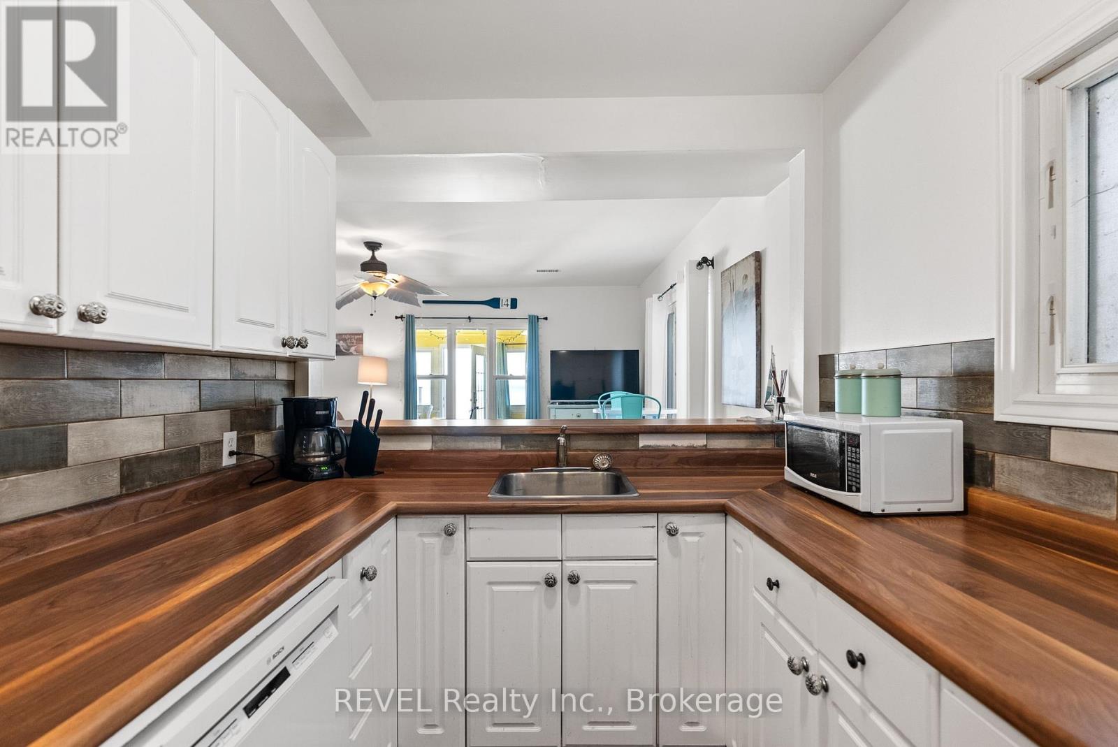 Photo 17 of 3819 Terrace Lane, Fort Erie ON