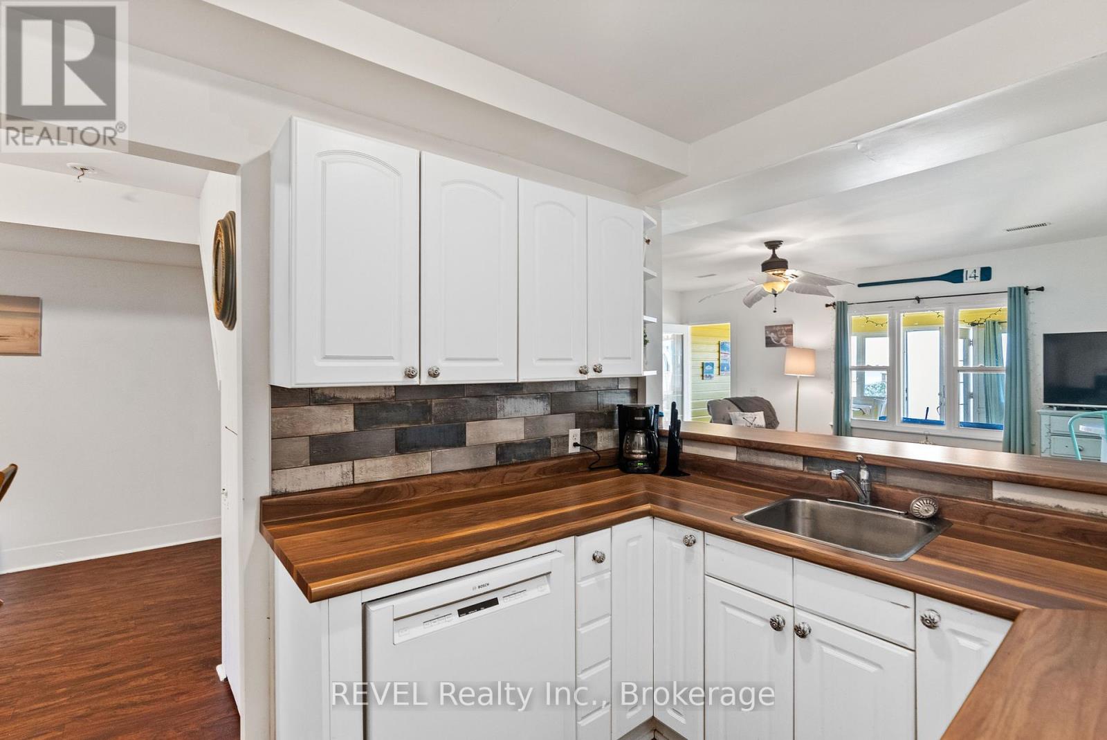 Photo 18 of 3819 Terrace Lane, Fort Erie ON