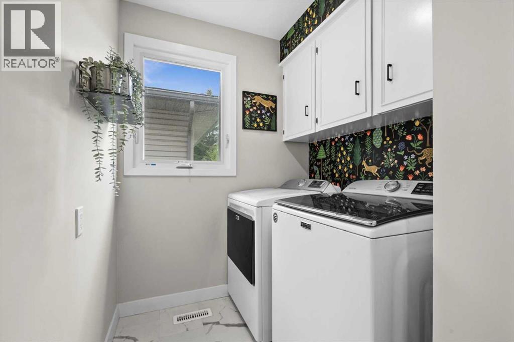 Single Family House Bungalow for Sale in   Avenue NW Silver Springs Calgary 