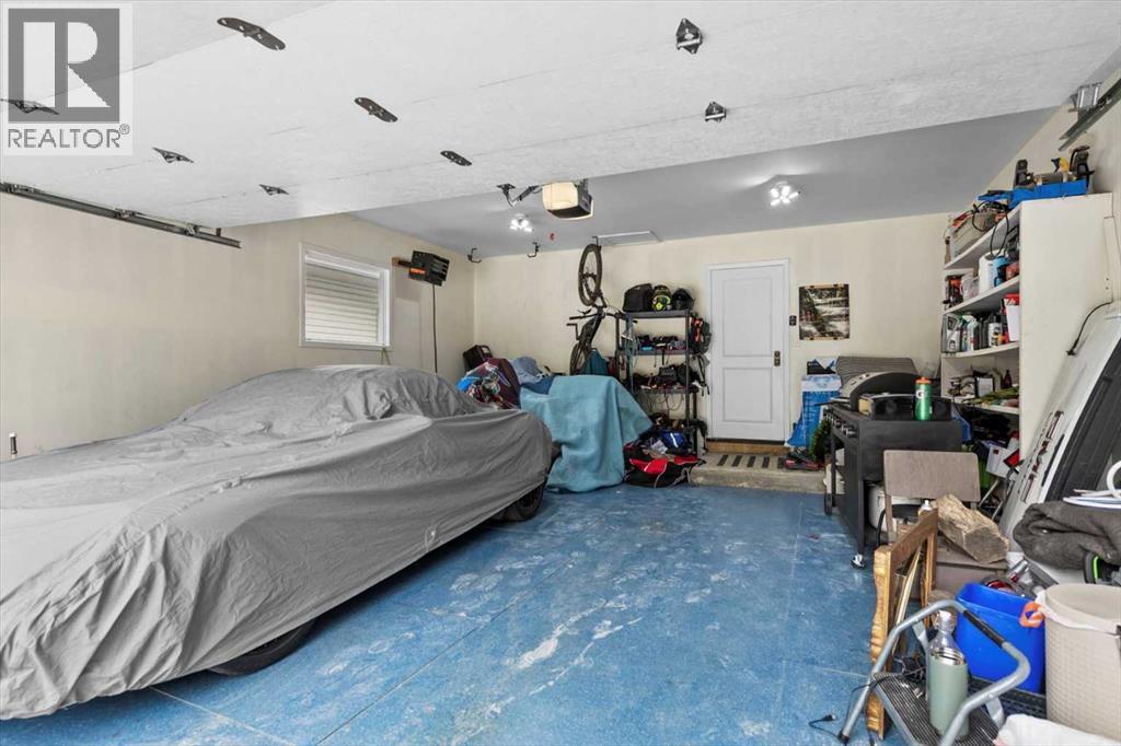 Single Family House Bungalow for Sale in   Avenue NW Silver Springs Calgary 