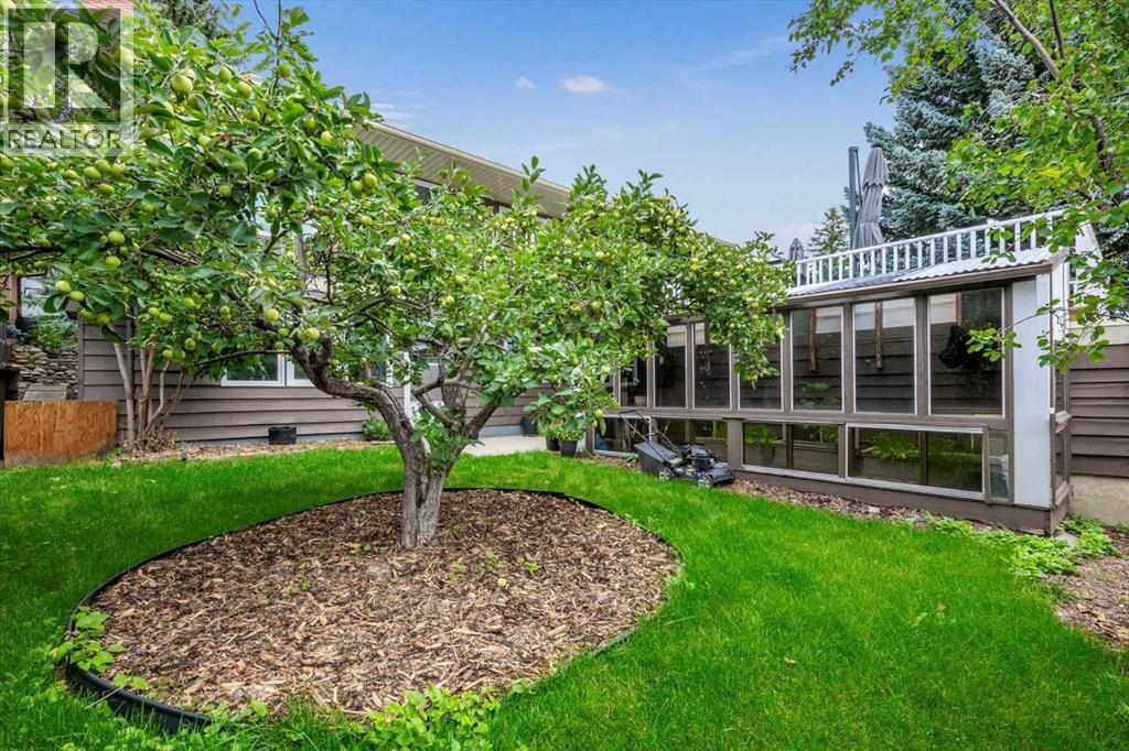 Single Family House Bungalow for Sale in   Avenue NW Silver Springs Calgary 