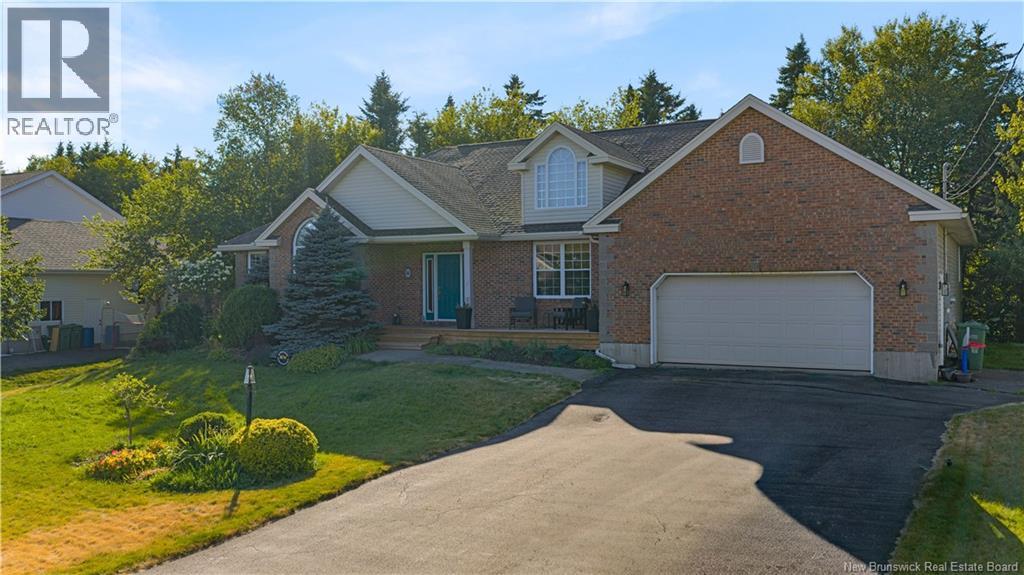 Photo 2 of 35 Devonshire Crescent, Quispamsis NB