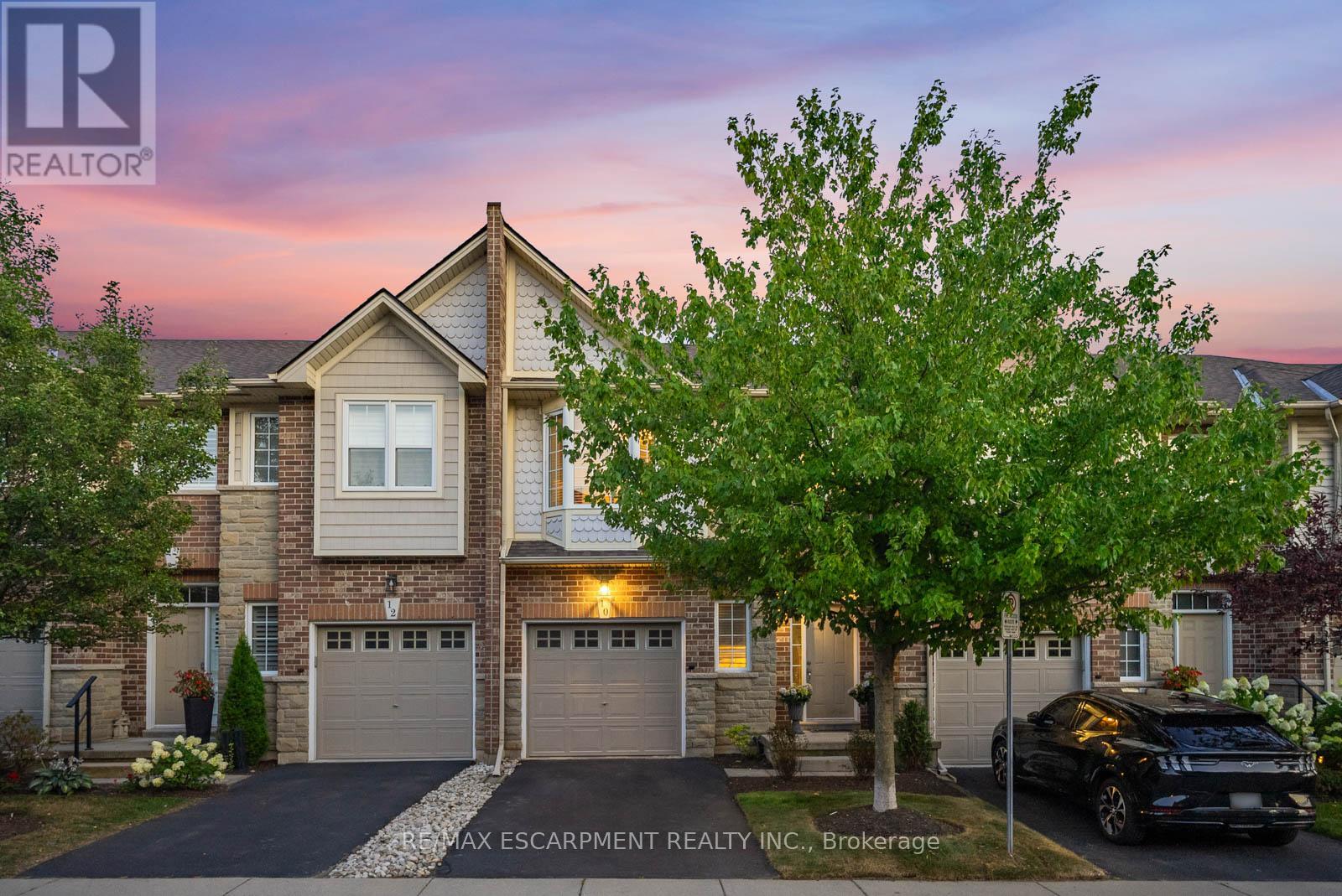 Photo 35 of 4 10 Liddycoat Lane, Hamilton ON