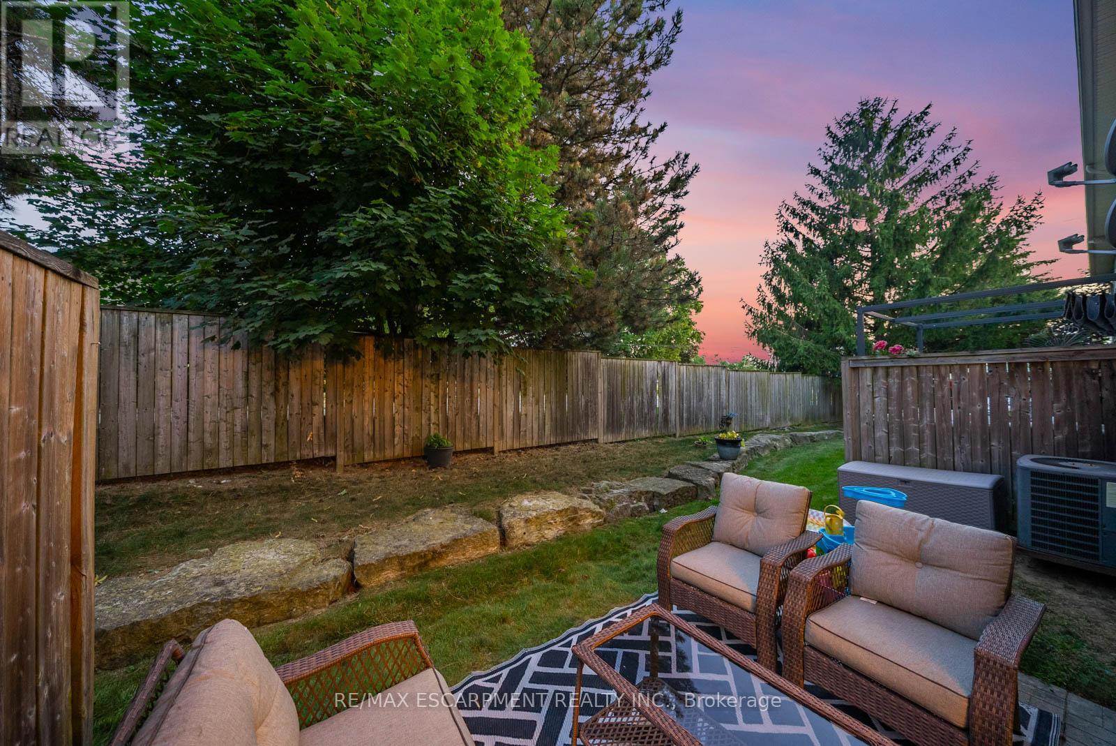 Photo 6 of 4 10 Liddycoat Lane, Hamilton ON