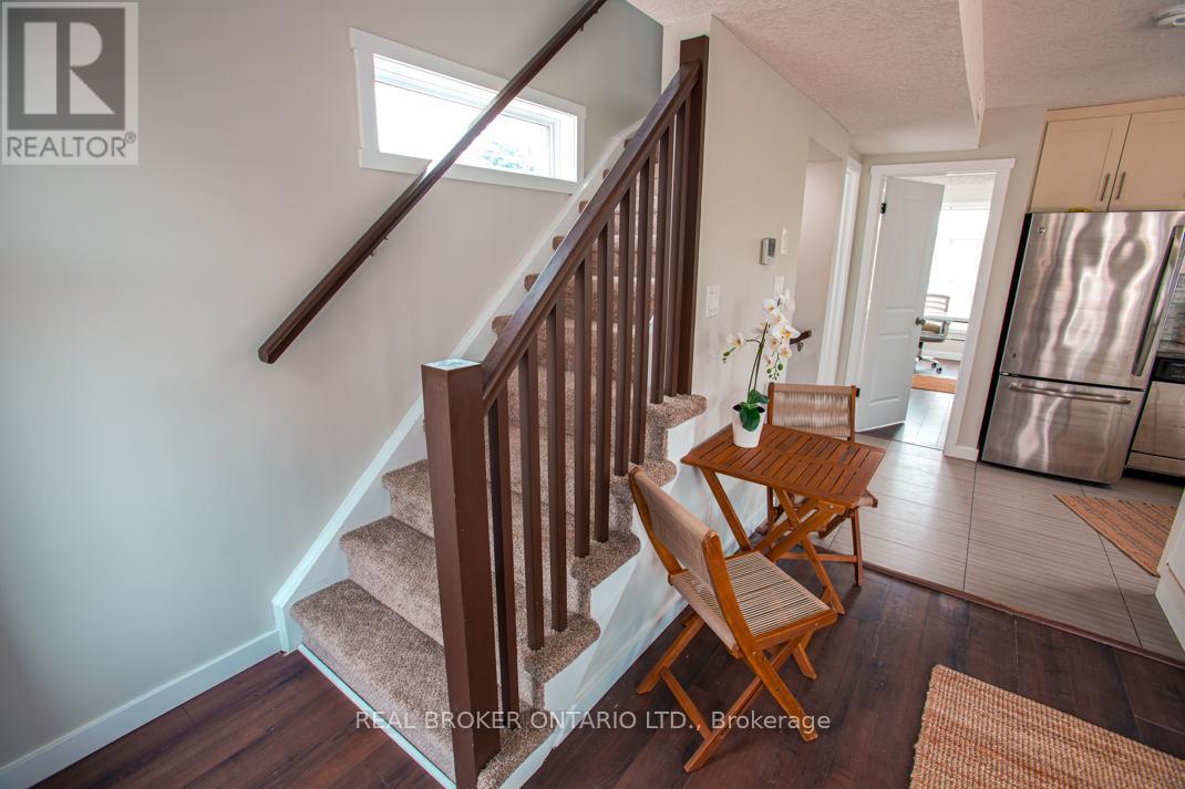 Photo 28 of B 489 East Avenue, Kitchener ON