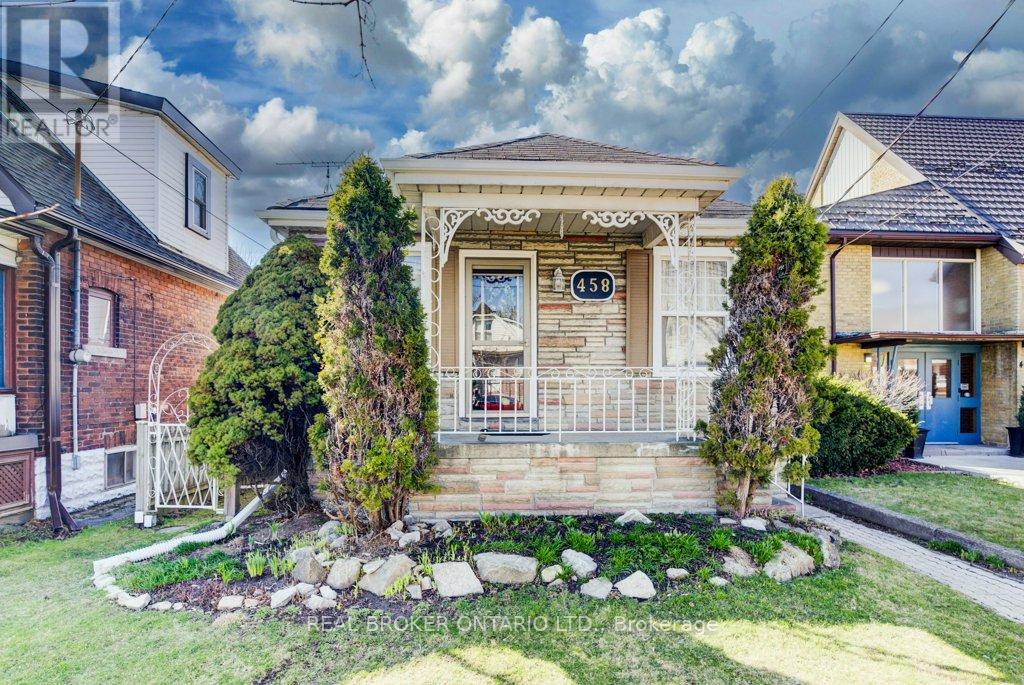 Photo 15 of 458 Upper Wentworth Street, Hamilton ON