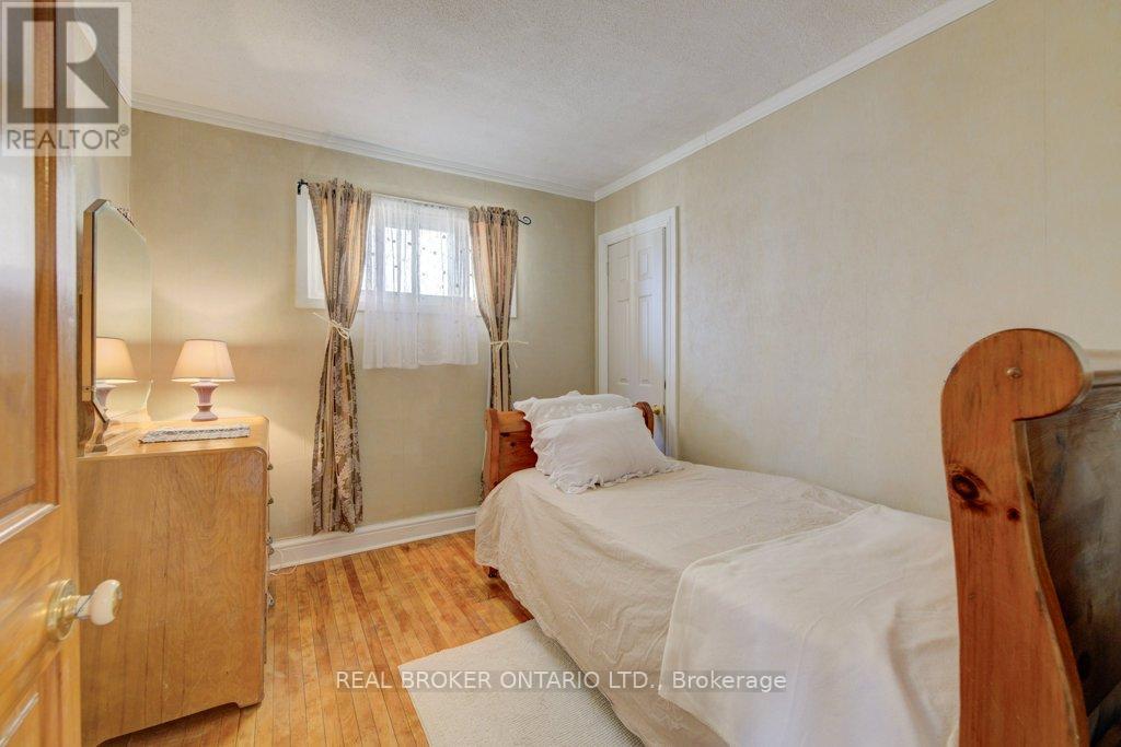 Photo 18 of 458 Upper Wentworth Street, Hamilton ON