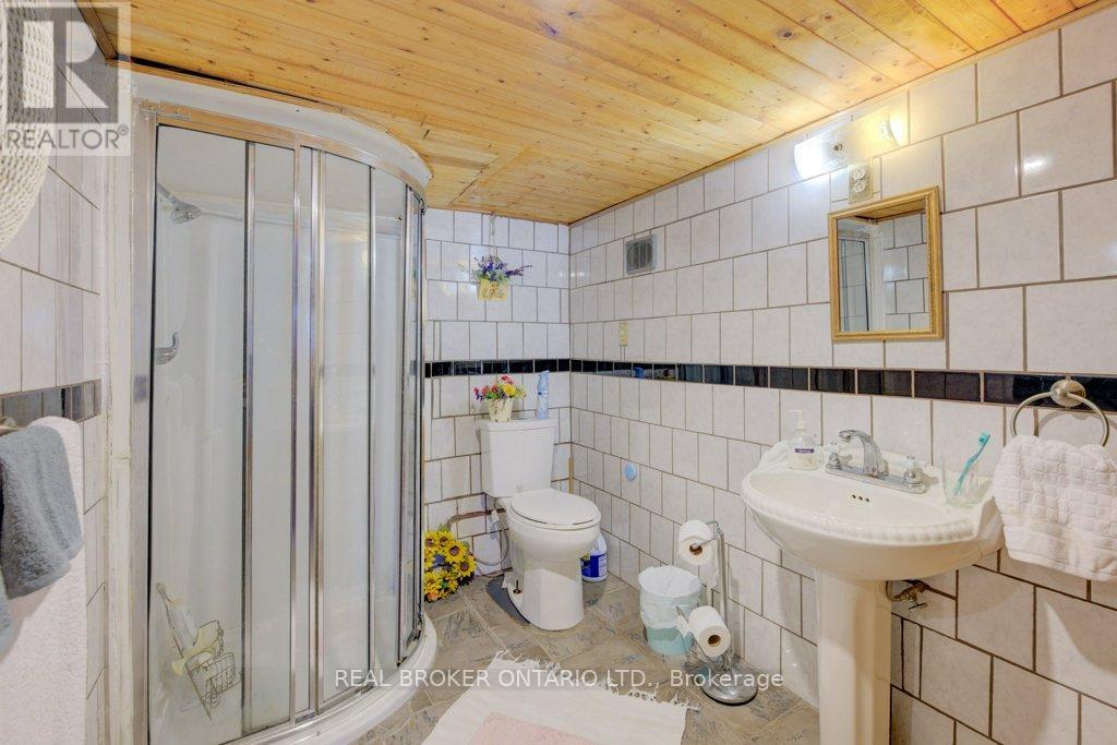 Photo 25 of 458 Upper Wentworth Street, Hamilton ON