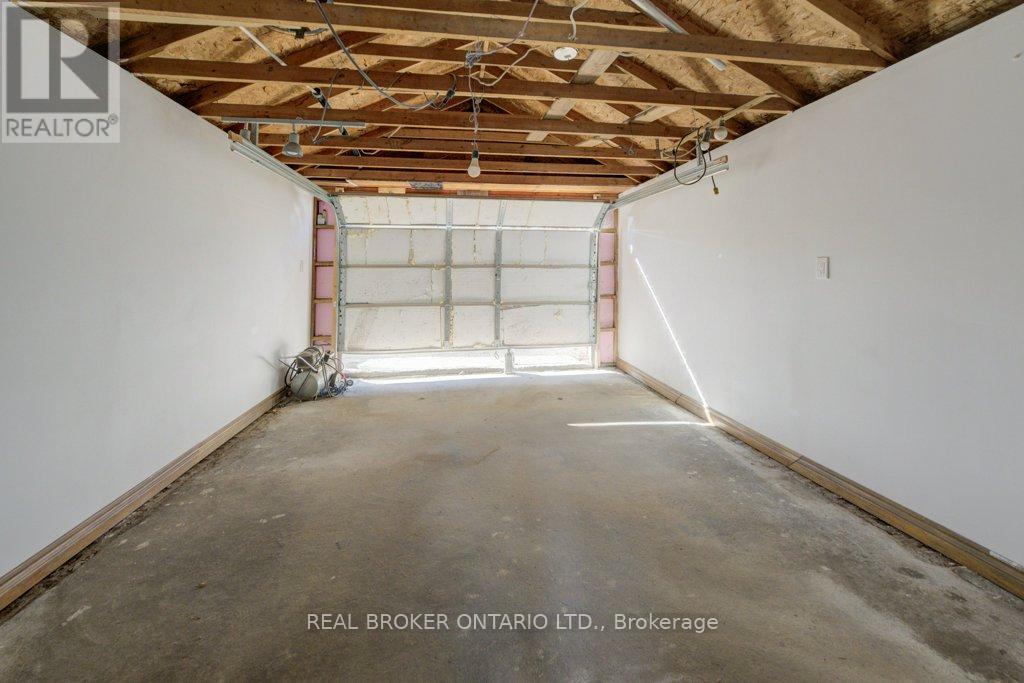 Photo 29 of 458 Upper Wentworth Street, Hamilton ON