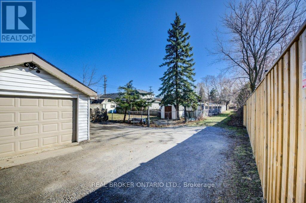 Photo 41 of 458 Upper Wentworth Street, Hamilton ON