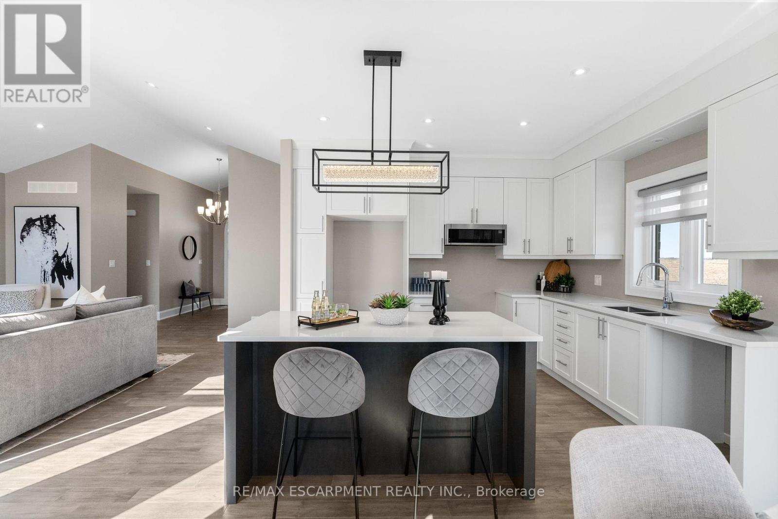 Photo 31 of 580 Patterson Road, Kawartha Lakes ON