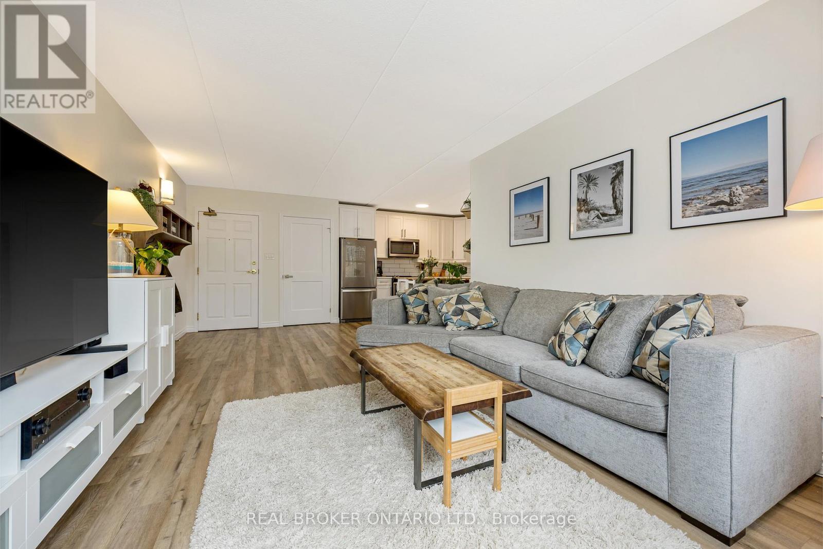 Photo 6 of 203 264 Alma Street, Guelph Eramosa ON