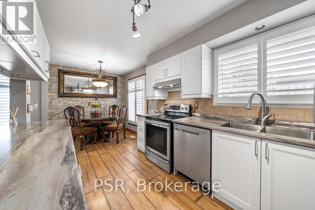 Photo 14 of 117 Sunrise Drive, Hamilton ON