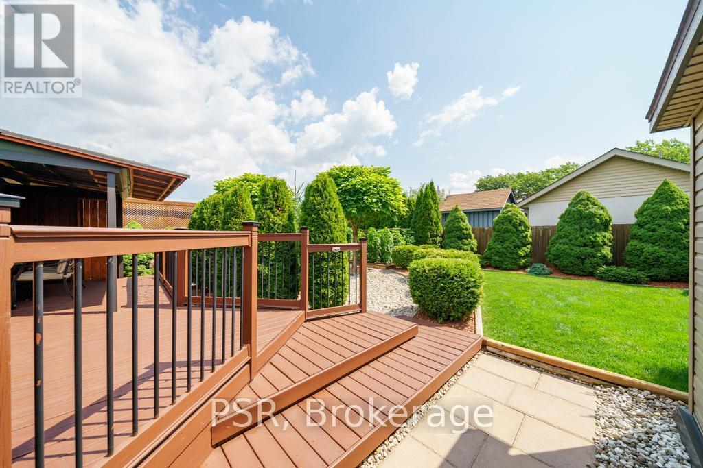 Photo 39 of 117 Sunrise Drive, Hamilton ON