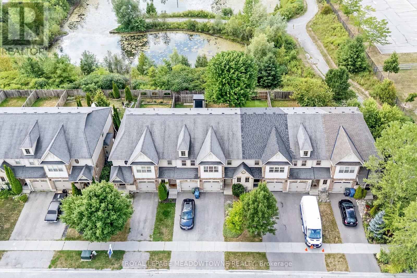 Photo 3 of 324 Severn Drive, Guelph ON