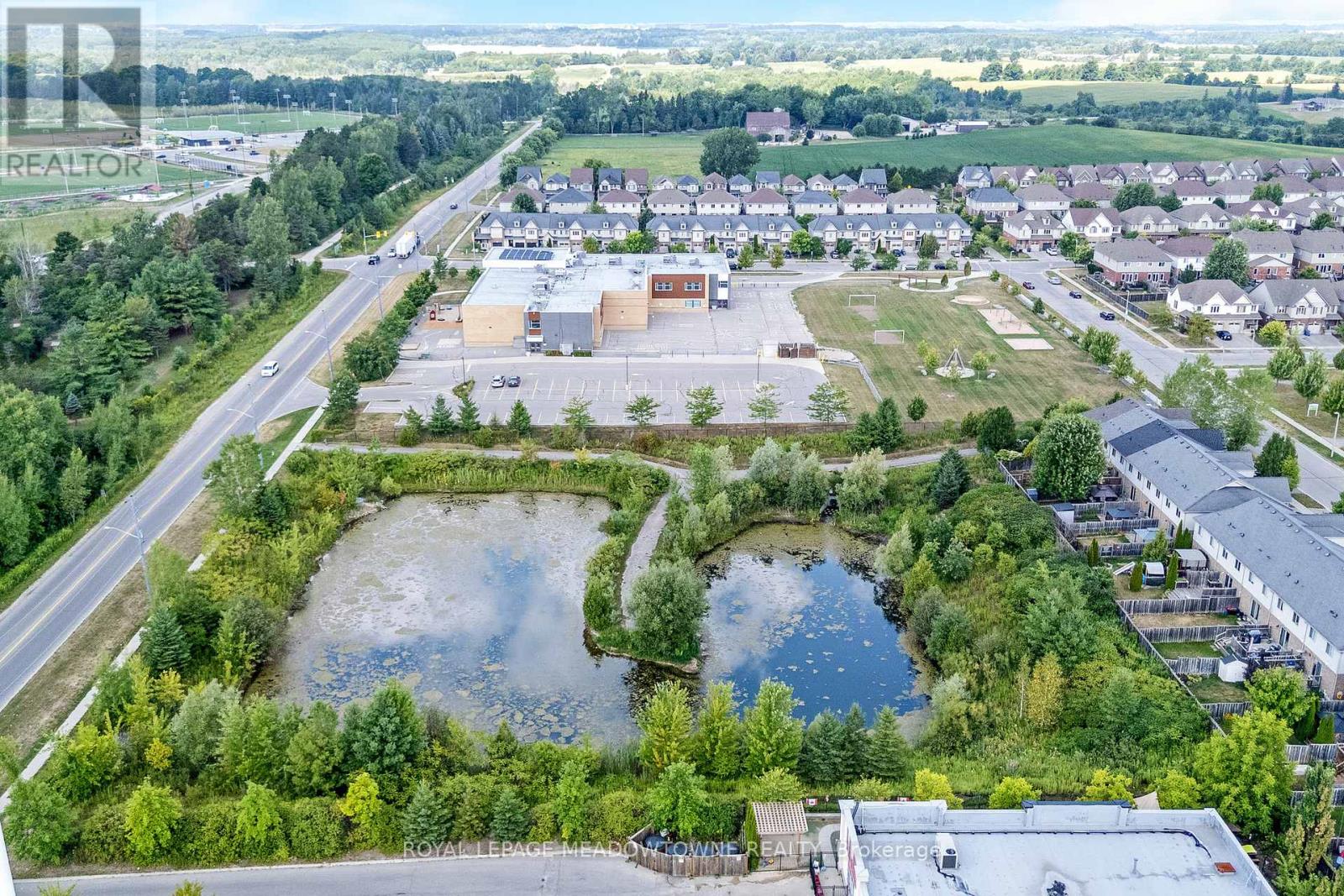 Photo 46 of 324 Severn Drive, Guelph ON