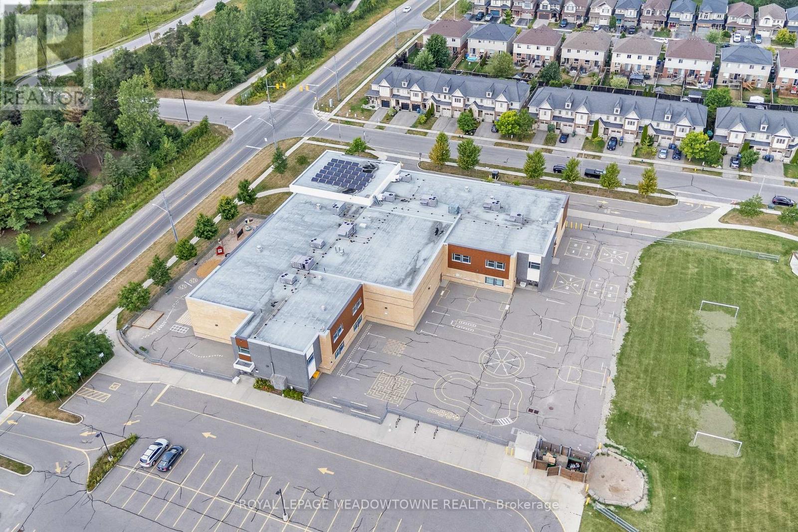 Photo 49 of 324 Severn Drive, Guelph ON