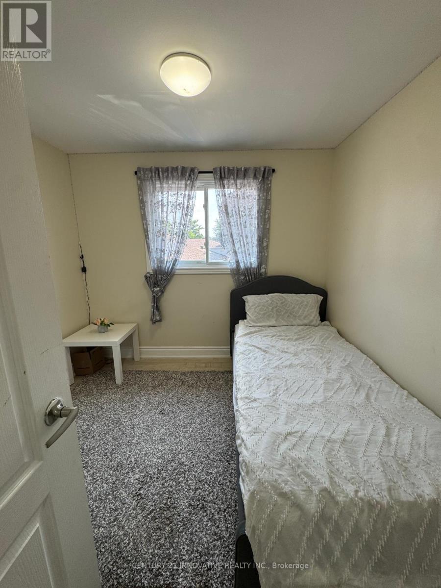 Photo 17 of 735 Parkview Crescent, Cambridge ON