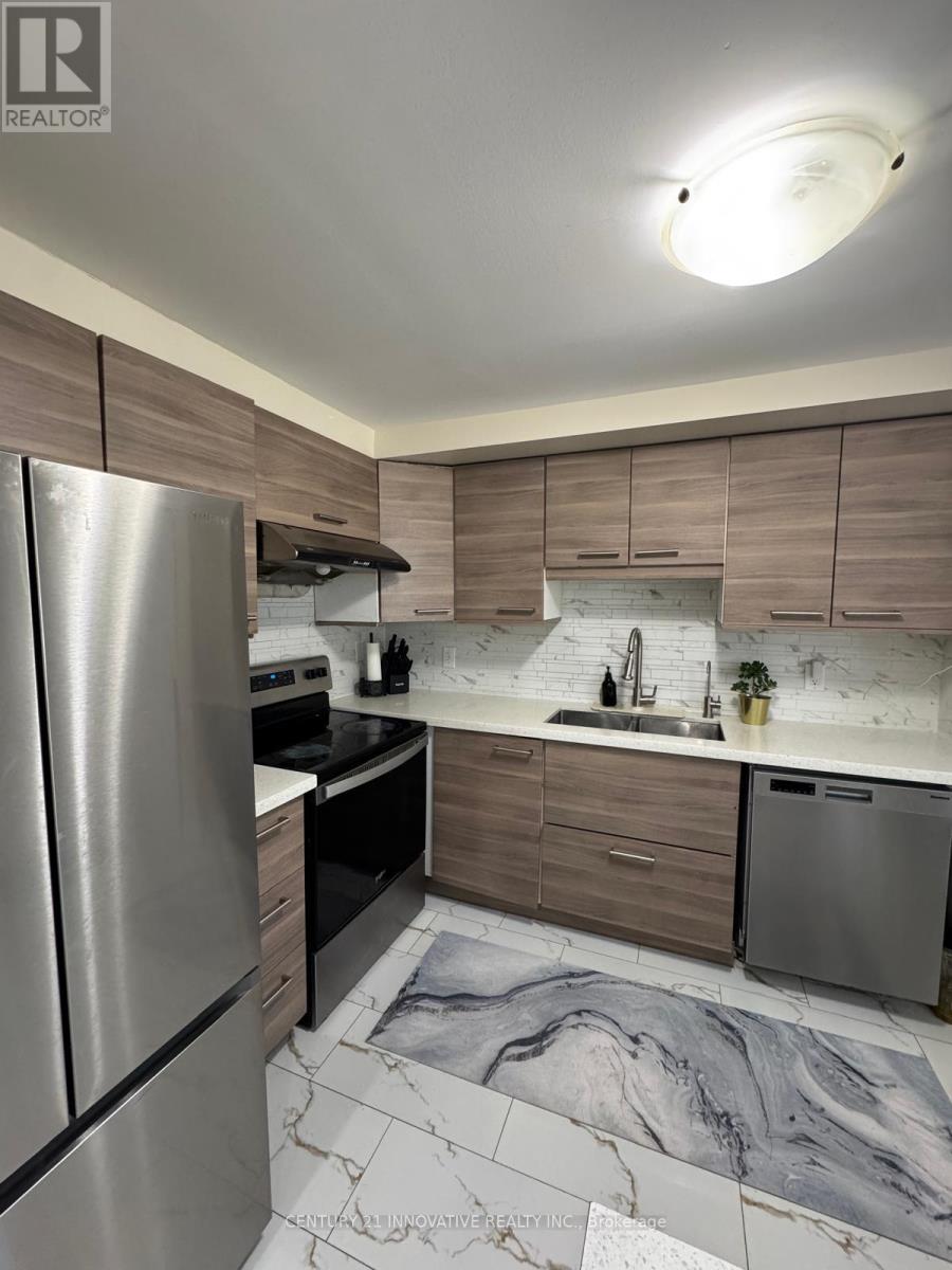 Photo 6 of 735 Parkview Crescent, Cambridge ON
