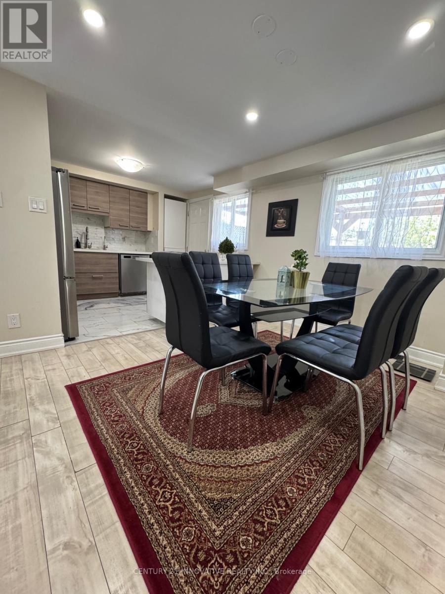 Photo 9 of 735 Parkview Crescent, Cambridge ON