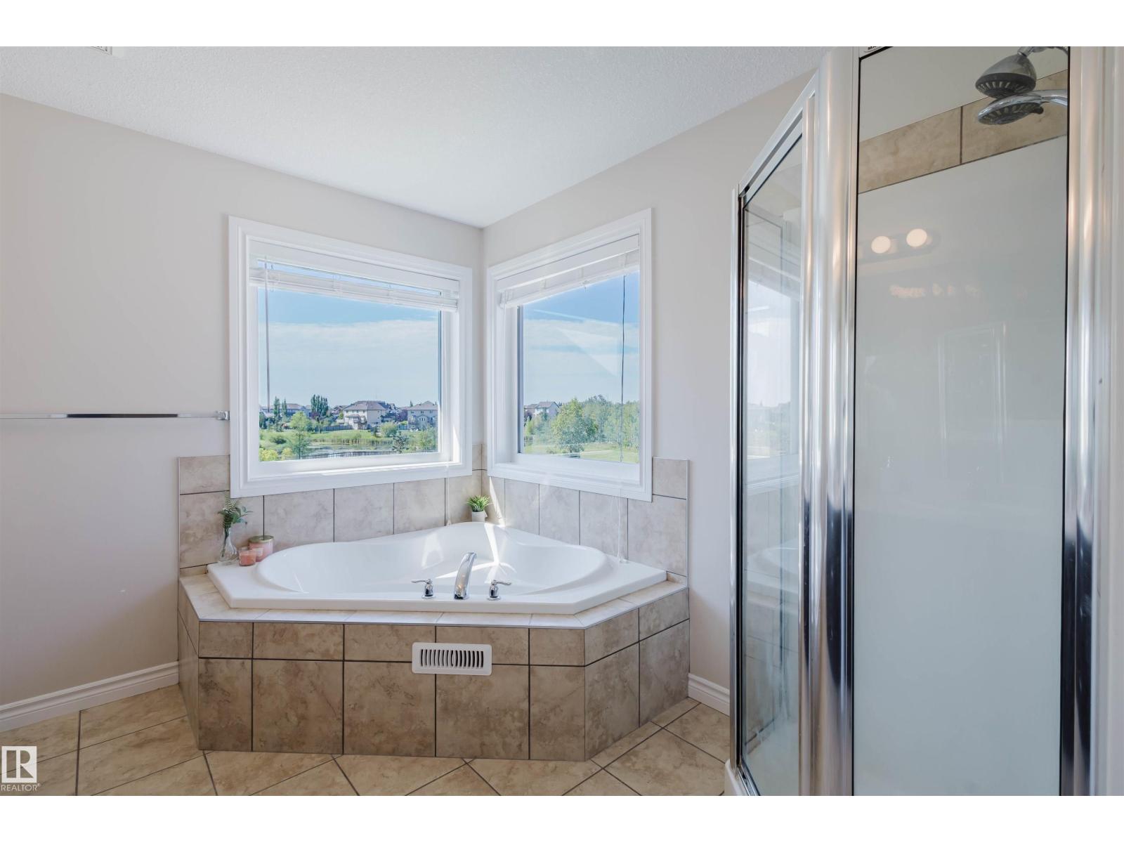 Photo 25 of 656 171 St Sw, Edmonton AB