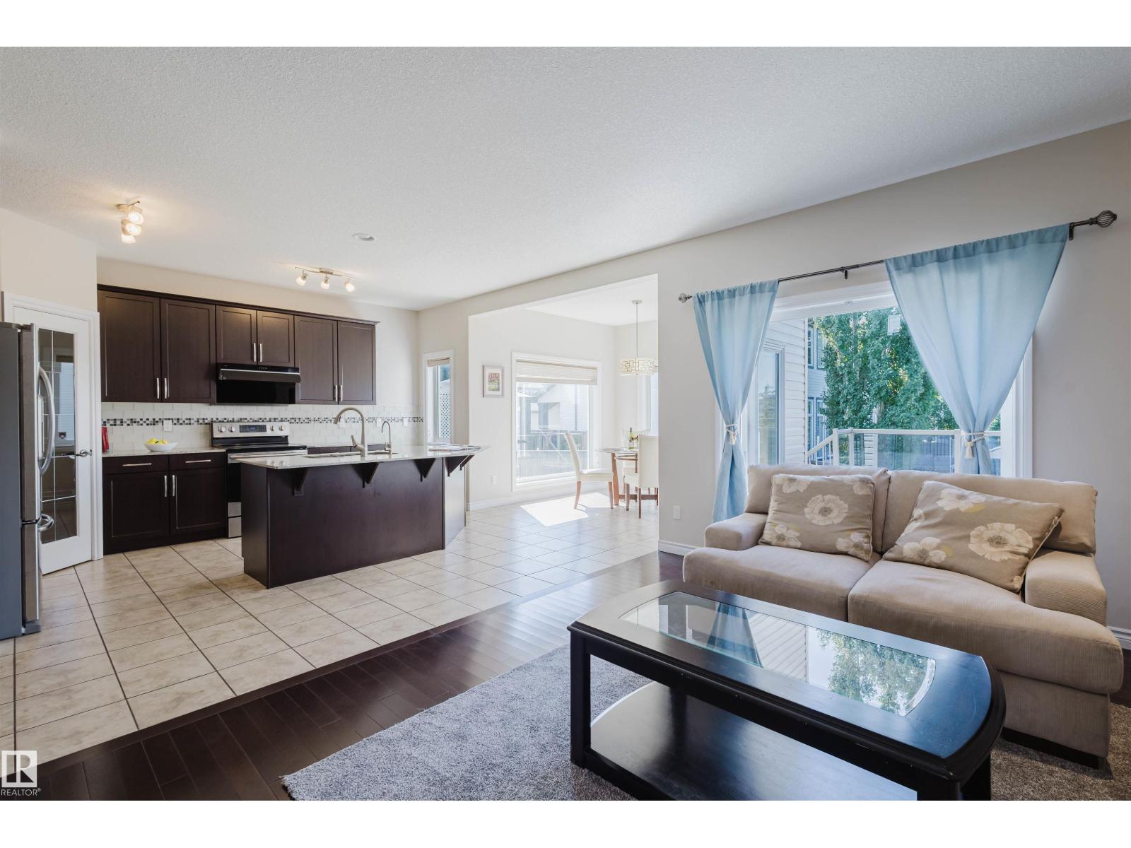 Photo 6 of 656 171 St Sw, Edmonton AB
