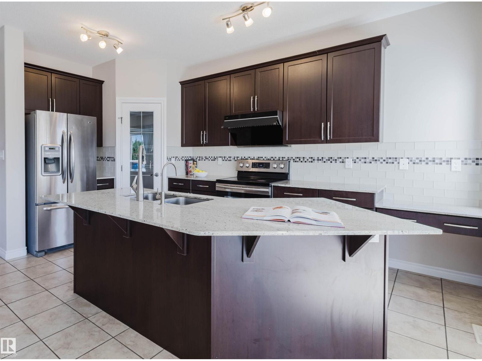 Photo 8 of 656 171 St Sw, Edmonton AB
