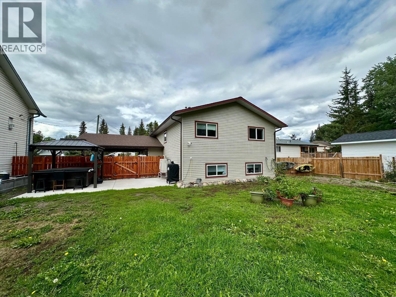 1465 WILLOW STREET, Telkwa