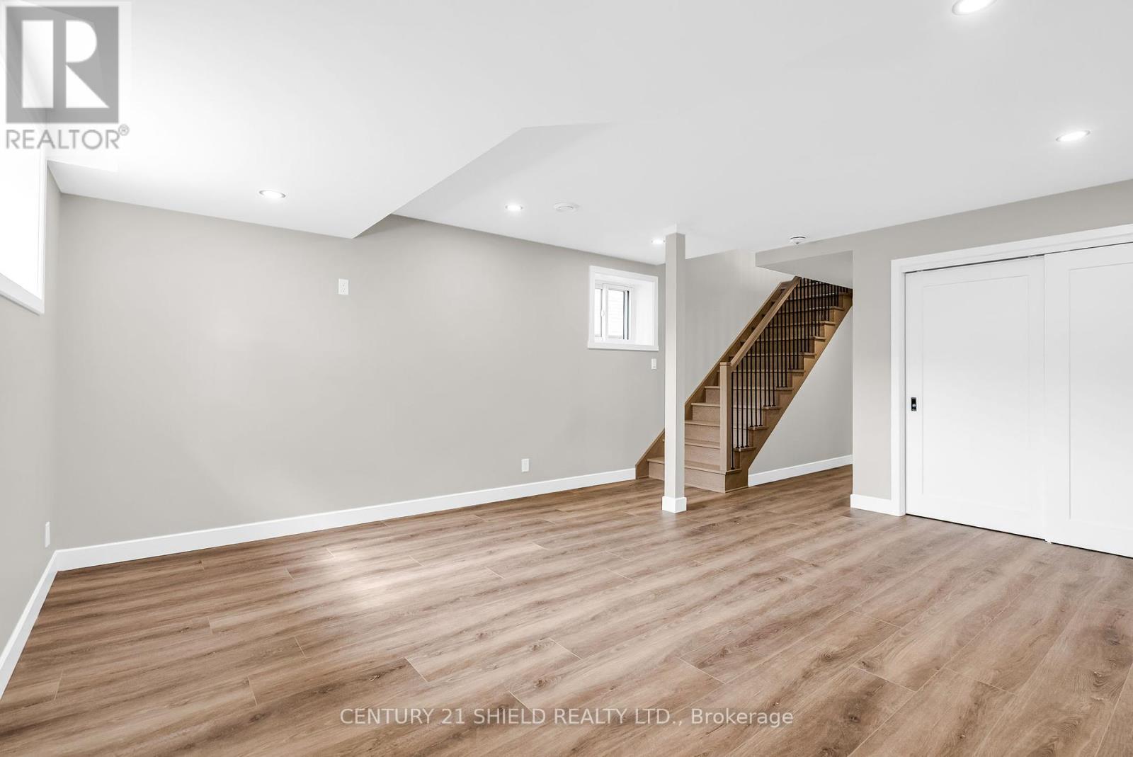 Photo 37 of 6831 Monument Way, South Glengarry ON