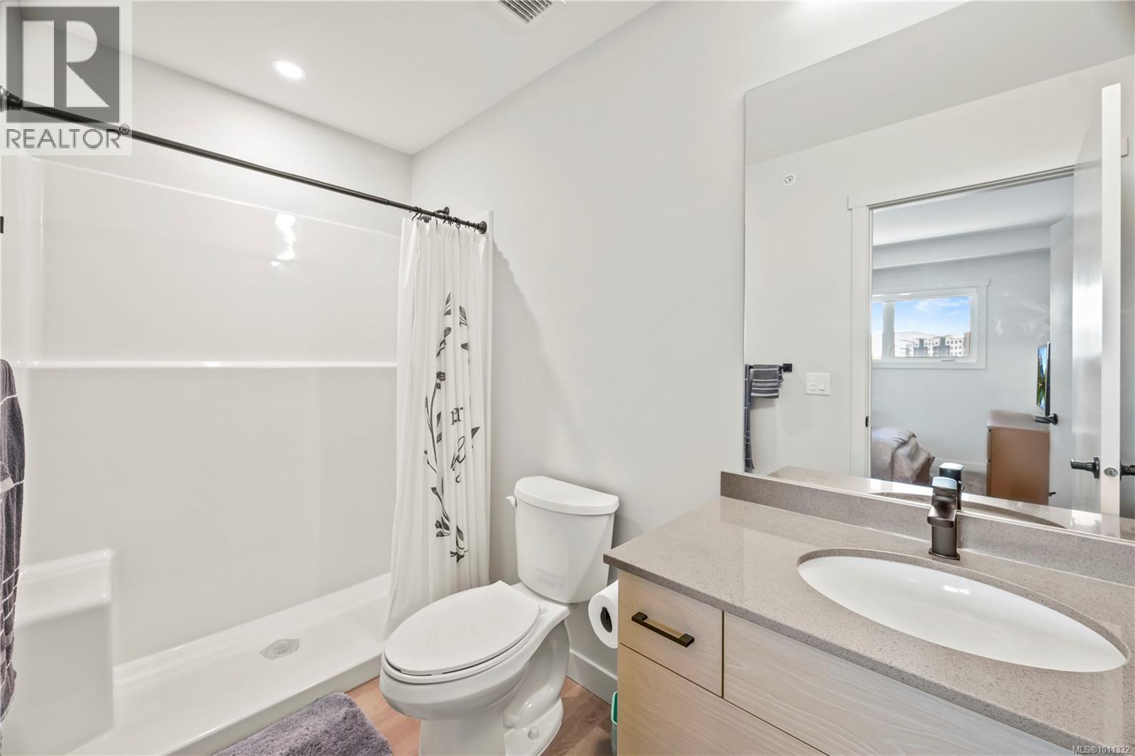 Photo 16 of 601 2465 Gateway Rd, Langford BC