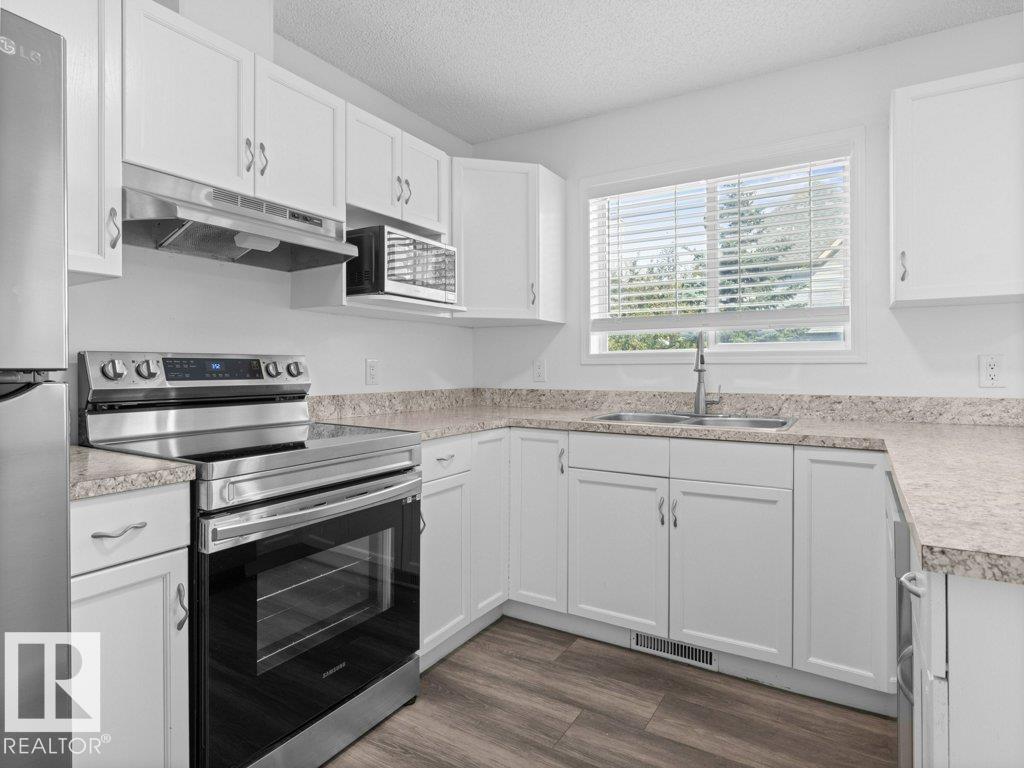 Photo 11 of 137 1670 Jamha Rd Nw, Edmonton AB