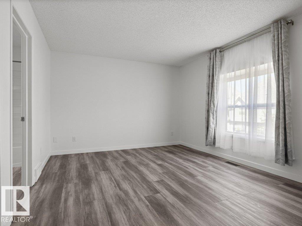 Photo 16 of 137 1670 Jamha Rd Nw, Edmonton AB