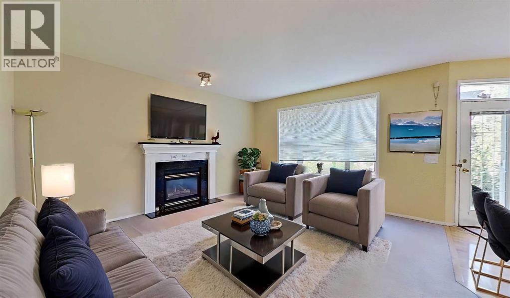 Single Family House for Sale in  Douglas Glen Gardens SE Douglasdale/Glen Calgary 