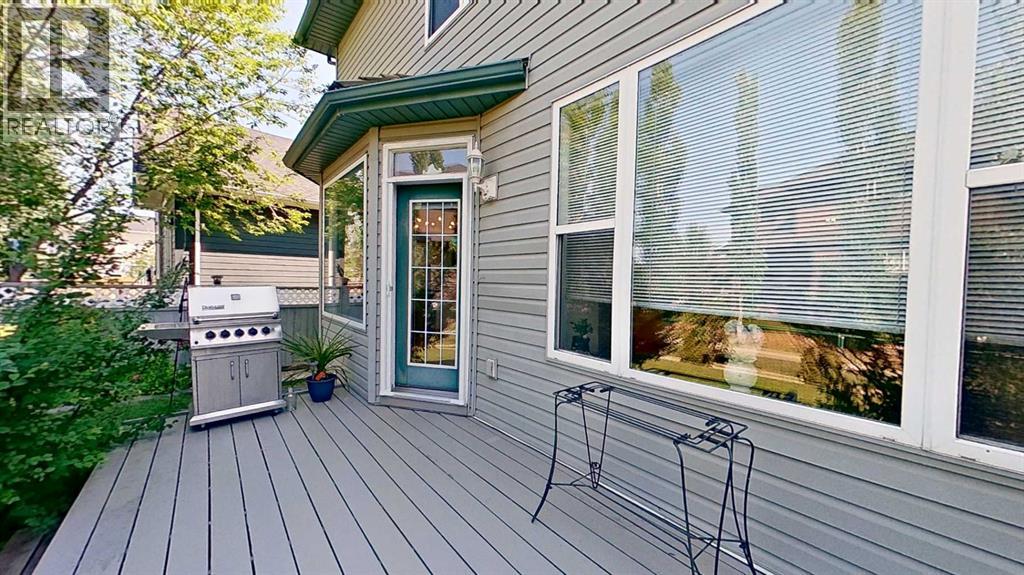 Single Family House for Sale in  Douglas Glen Gardens SE Douglasdale/Glen Calgary 