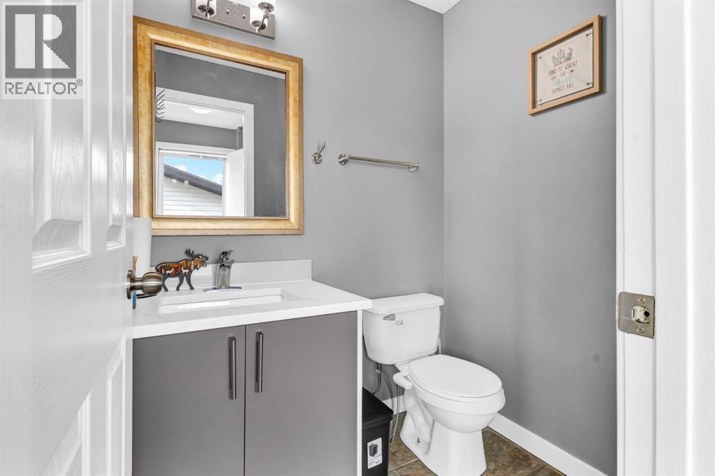 Single Family House for Sale in  Erin Woods Drive SE Erin Woods Calgary 