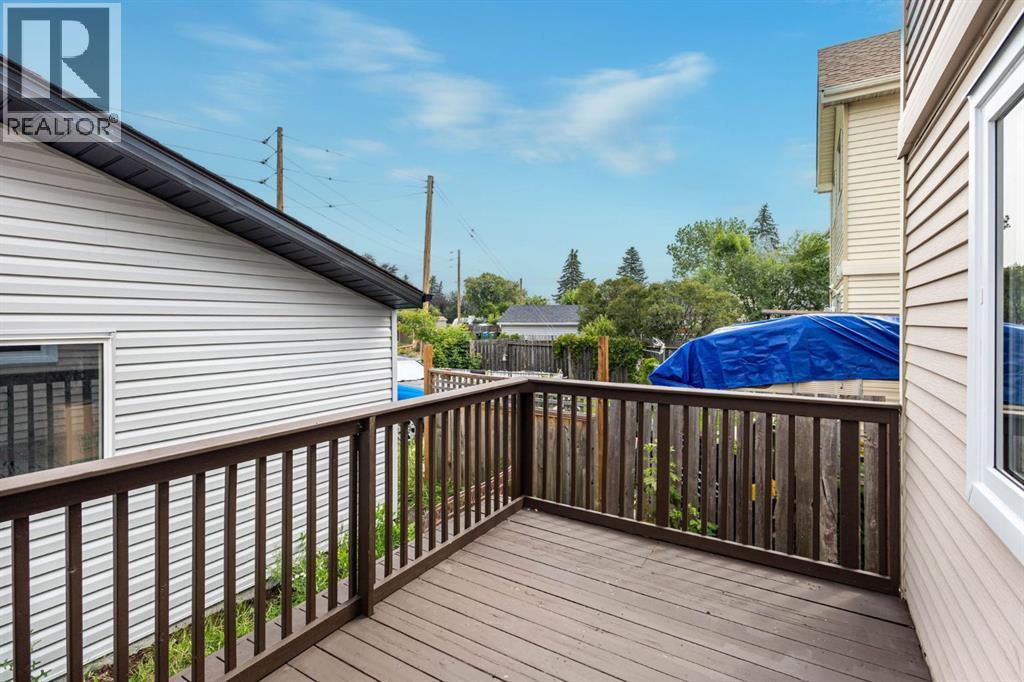 Single Family House for Sale in  Erin Woods Drive SE Erin Woods Calgary 
