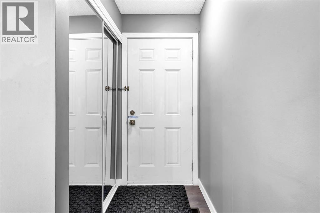 Single Family House for Sale in  Erin Woods Drive SE Erin Woods Calgary 