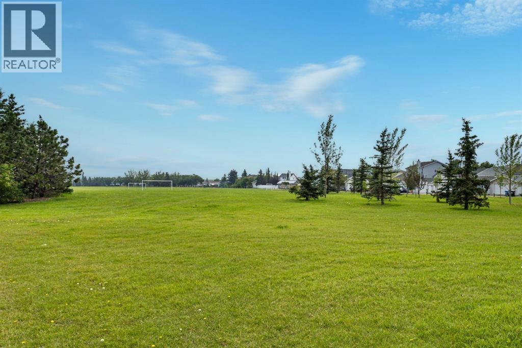 Single Family House for Sale in  Erin Woods Drive SE Erin Woods Calgary 