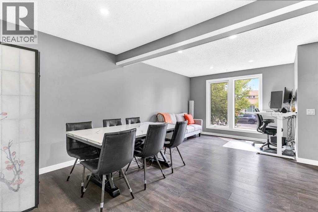 Single Family House for Sale in  Erin Woods Drive SE Erin Woods Calgary 