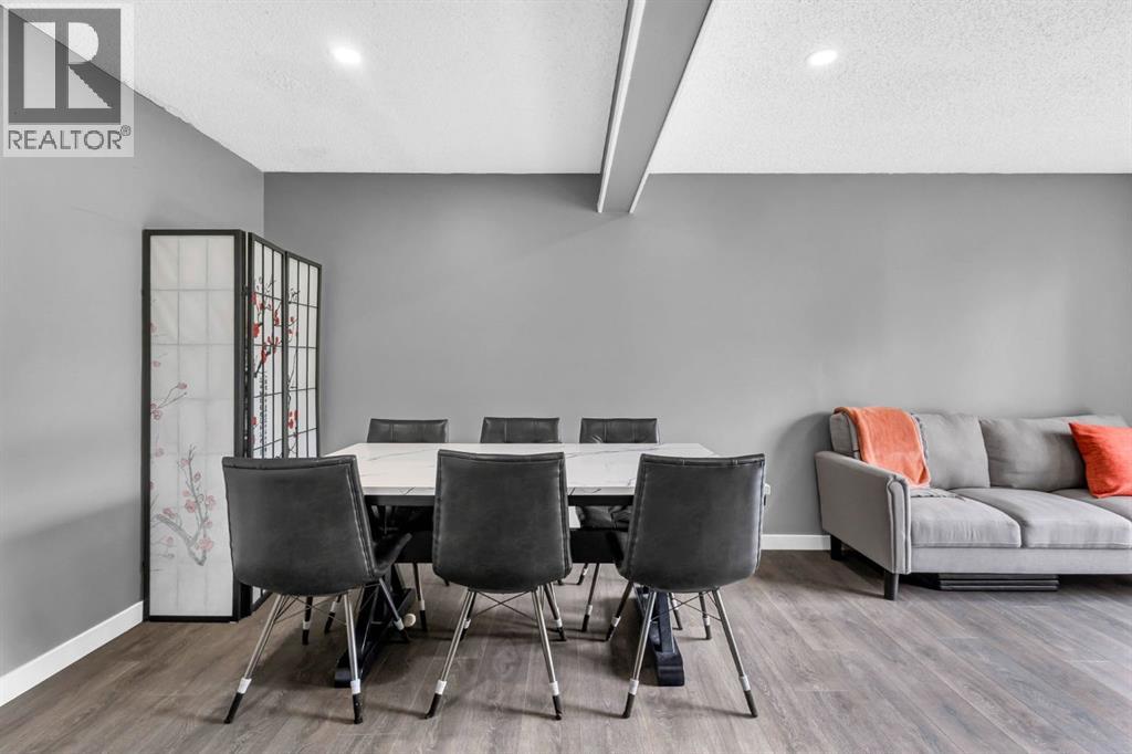 Single Family House for Sale in  Erin Woods Drive SE Erin Woods Calgary 