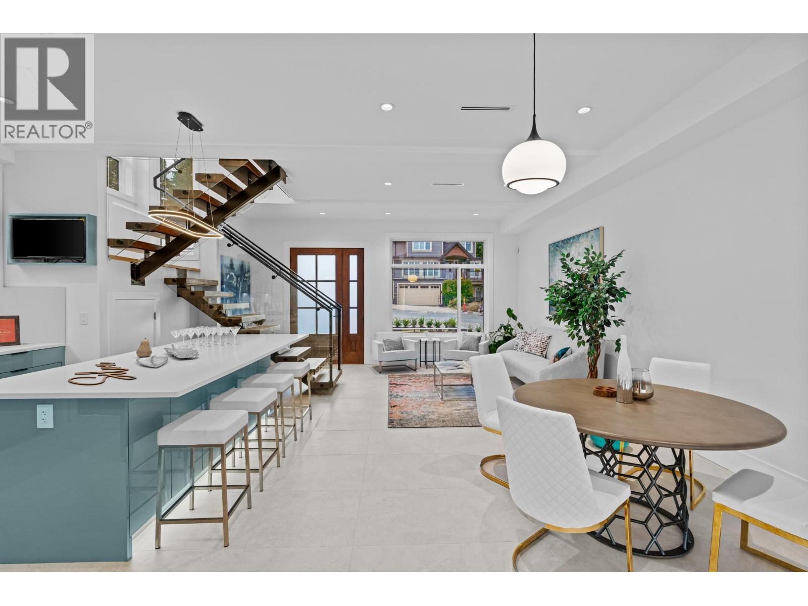 101 1204 HAMMOND AVENUE, Coquitlam