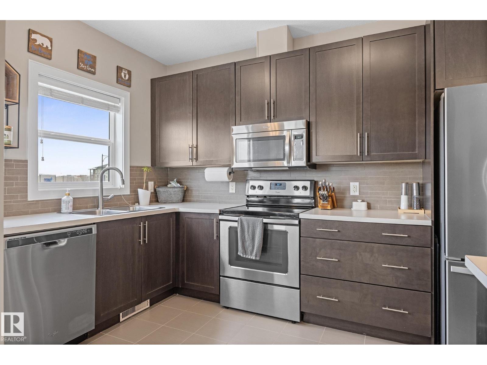 Photo 12 of 15 150 Everitt Dr, St Albert AB