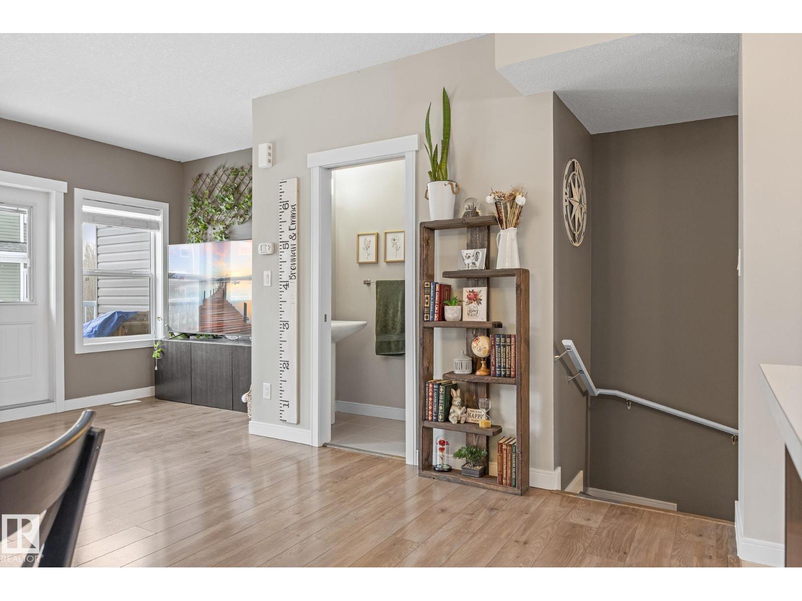 Photo 14 of 15 150 Everitt Dr, St Albert AB