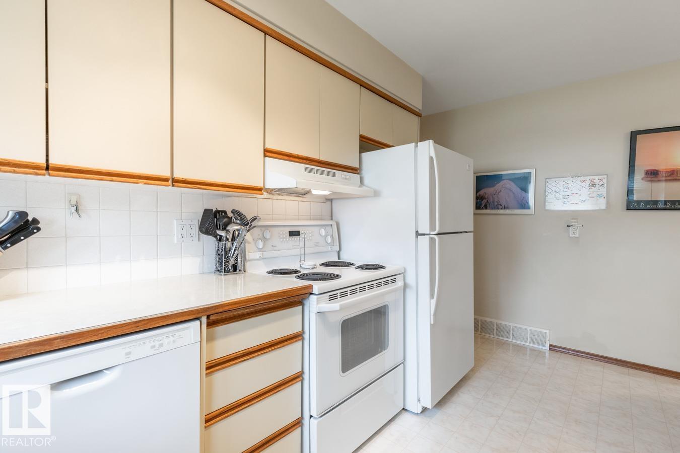 Single Family House Bungalow for Sale in   ST NW Edmonton 