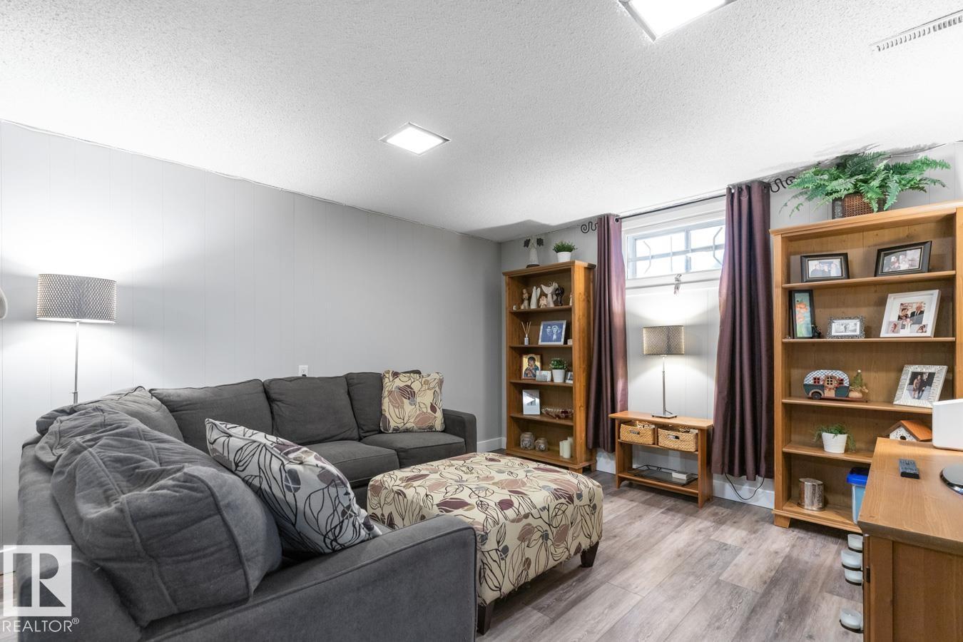 Single Family House Bungalow for Sale in   ST NW Edmonton 