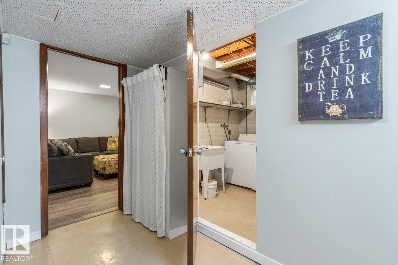 Single Family House Bungalow for Sale in   ST NW Edmonton 