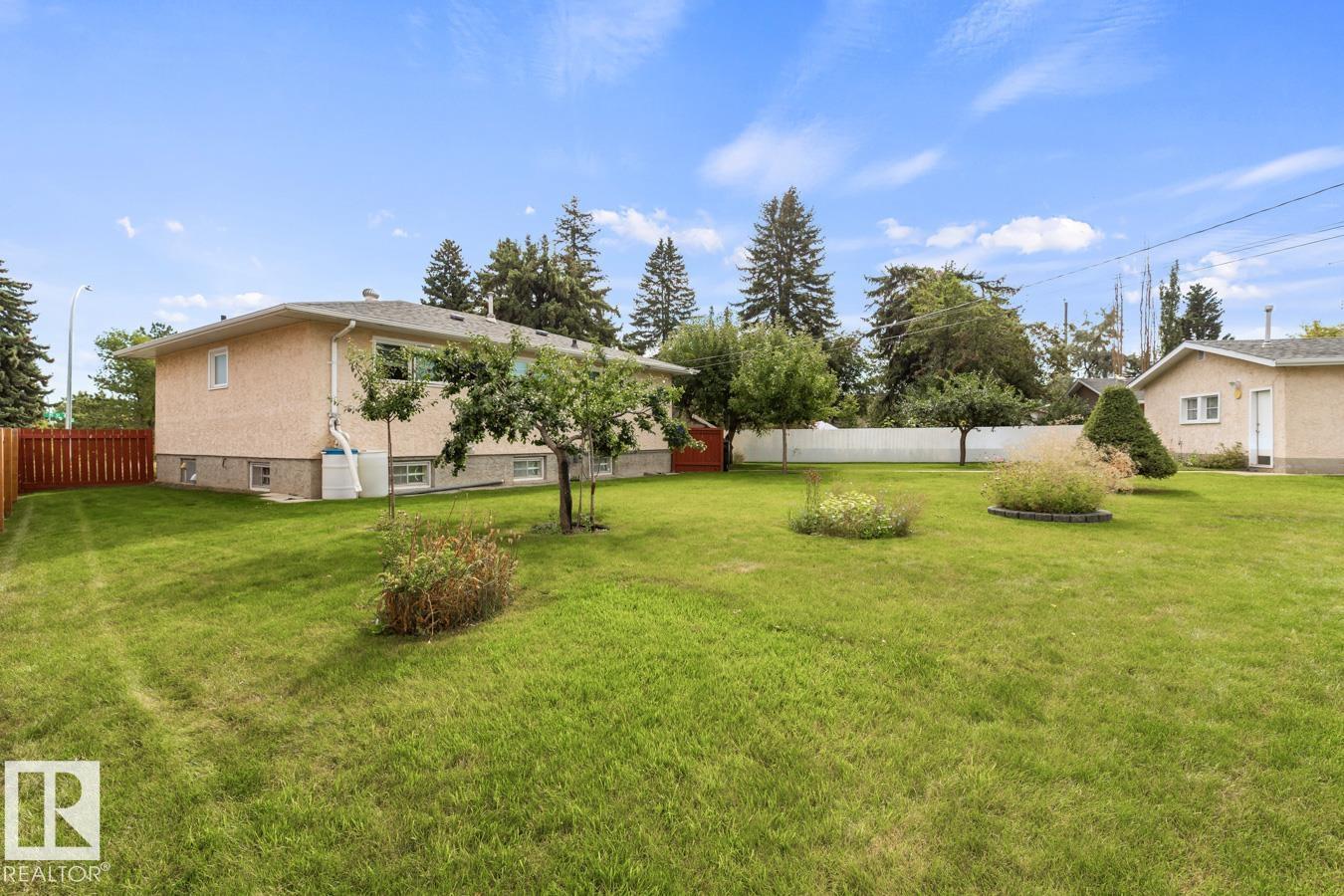 Single Family House Bungalow for Sale in   ST NW Edmonton 