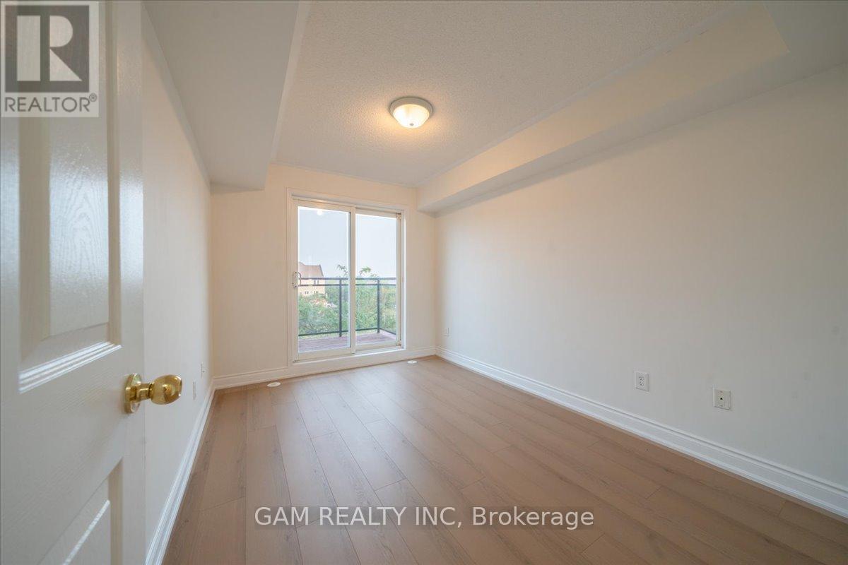Photo 32 of 316 4975 Southampton Drive, Mississauga ON